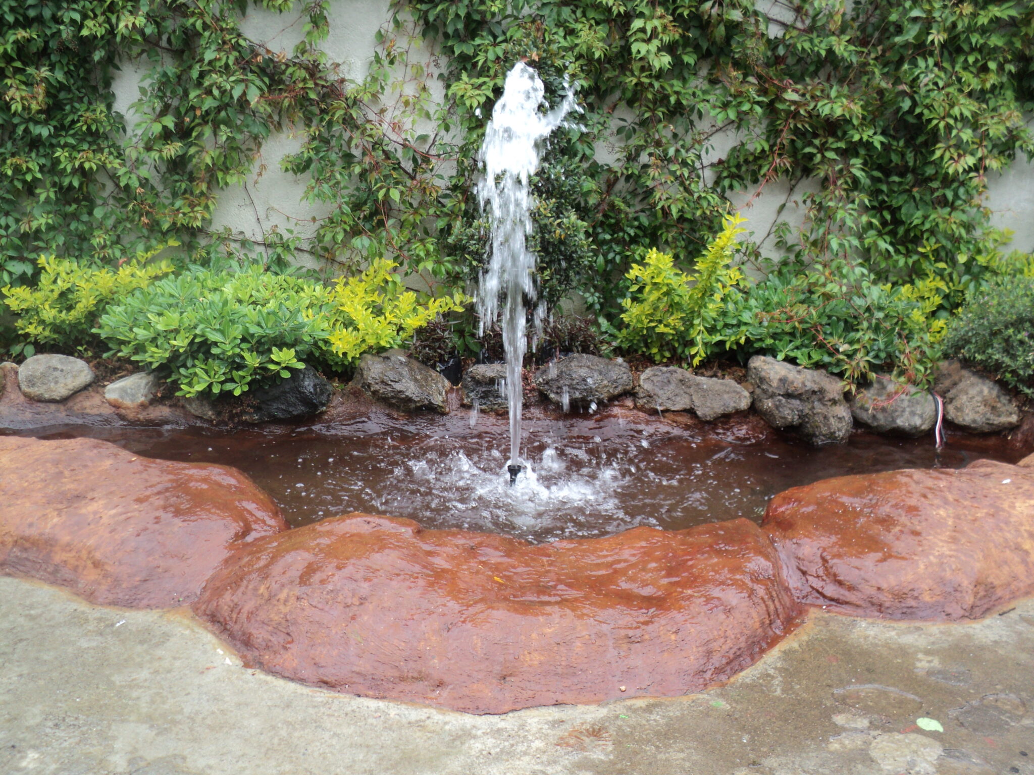 Fuentes Coloniales, Modernas, Jets - Ecojardines